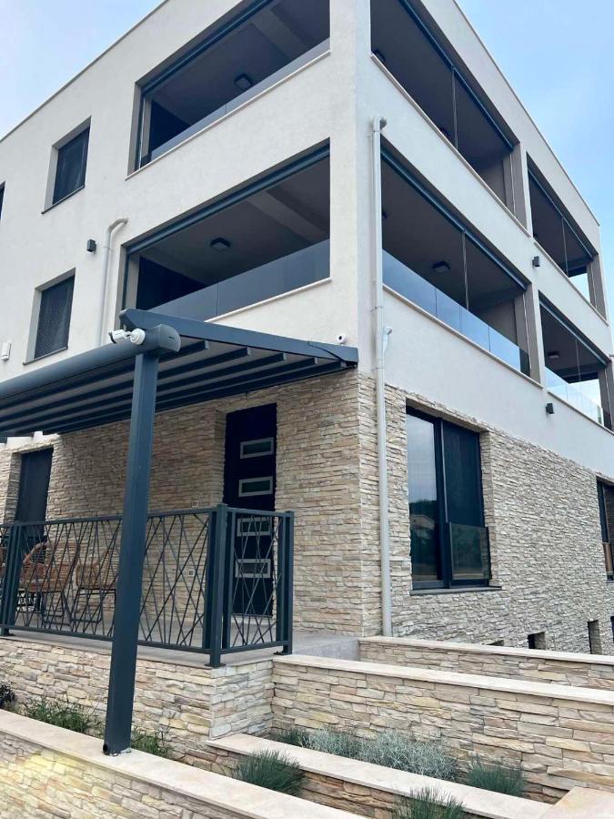 Apartmani Cube A Medulin Bagian luar foto