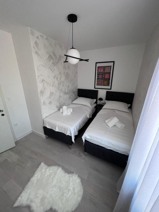 Apartmani Cube A Medulin Bagian luar foto